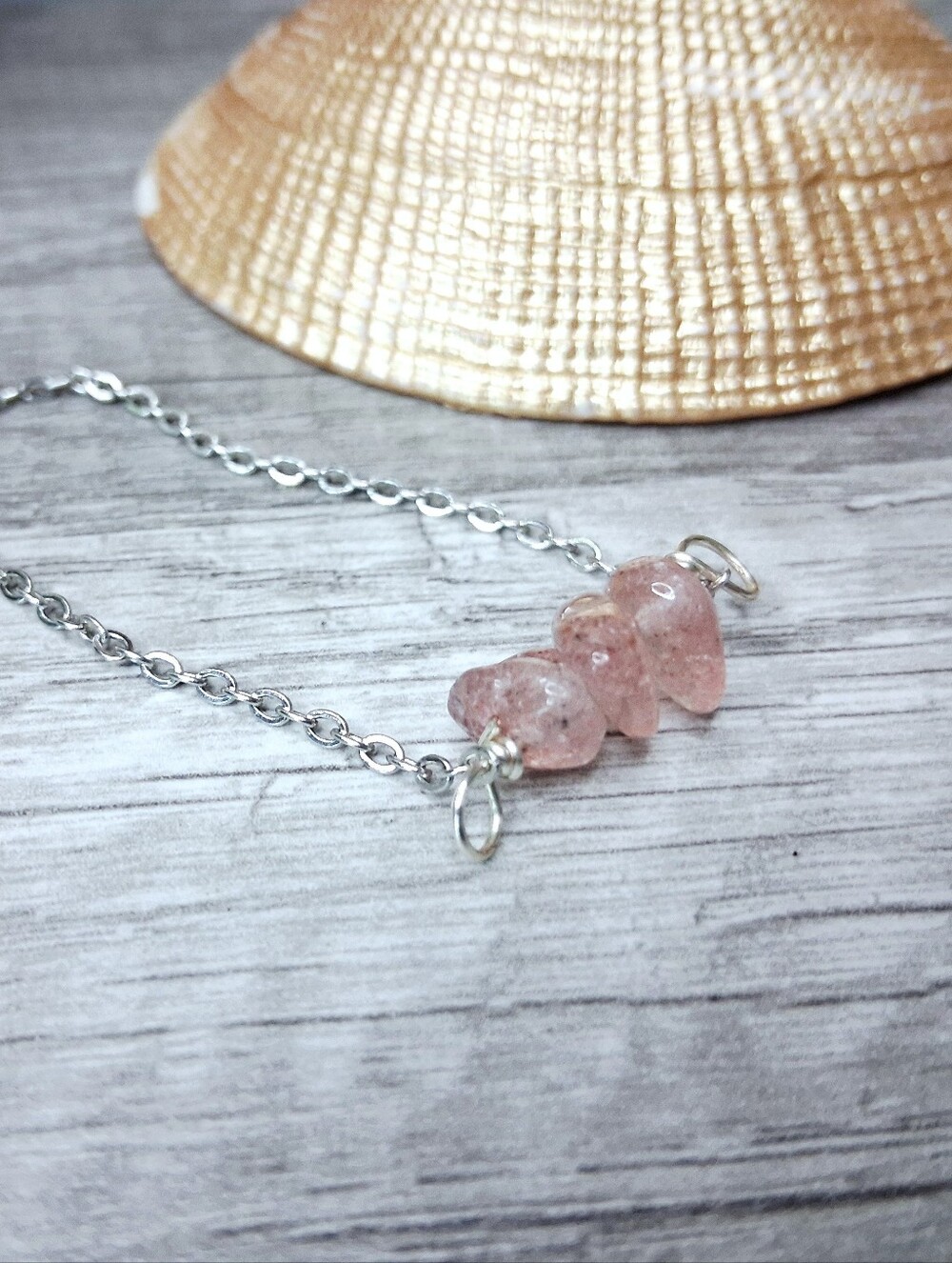 Strawberry Quartz Gemstone Chip Beaded Necklace, 16"